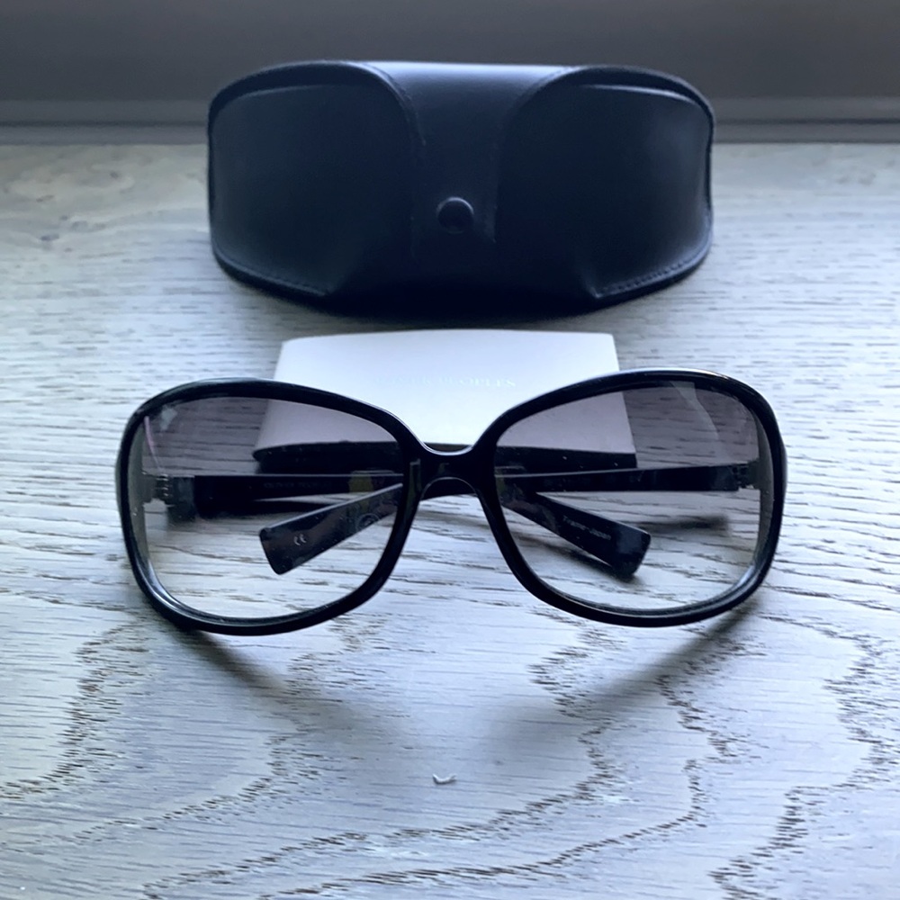 Oliver People’s Black Unisex Sunglasses